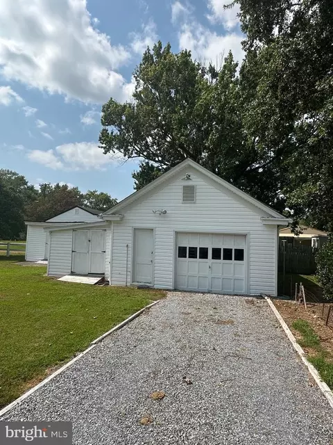 411 Leonards Ln, Cambridge, MD 21613 photo 4