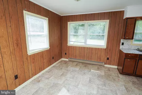 129 Douglass Dr, Hurlock, MD 21643 photo 9