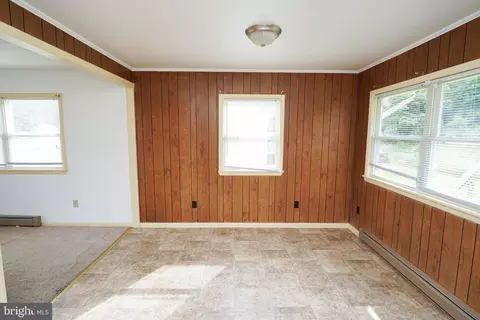 129 Douglass Dr, Hurlock, MD 21643 photo 10