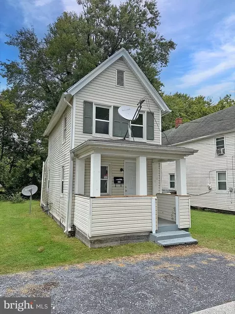 625 Cross St, Cambridge, MD 21613 photo 3