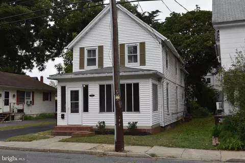 321 Willis St, Cambridge, MD 21613 photo 2