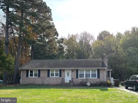 404 Edlon Park Dr, Cambridge, MD 21613