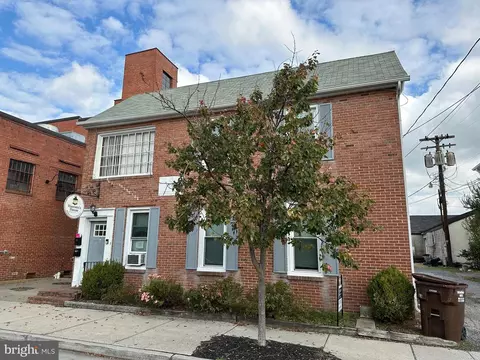 409 Muir St, Cambridge, MD 21613