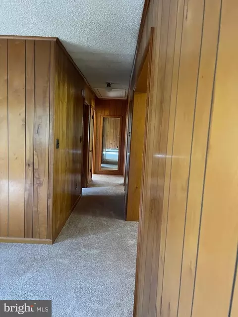 Entry Way - 5953 Palmers Mill Rd, Hurlock, MD 21643 photo 1 of 2