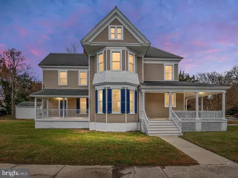 317 Oakley St, Cambridge, MD 21613