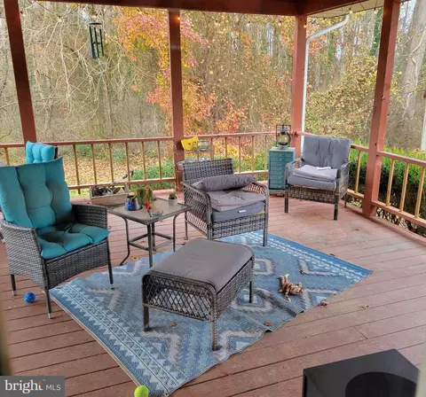 Exterior - 4014 Bradley Cir, Hurlock, MD 21643 photo 3 of 9