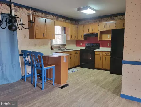 Kitchen - 4014 Bradley Cir, Hurlock, MD 21643 photo 1 of 3