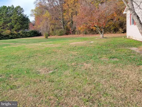 Exterior - 4014 Bradley Cir, Hurlock, MD 21643 photo 6 of 9
