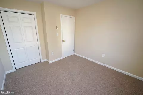 Bedroom - 402 S Main St, Hurlock, MD 21643 photo 2 of 5