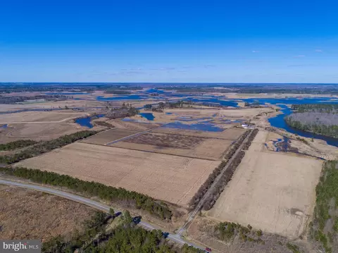 3754 Griffith Neck Rd, Cambridge, MD 21613