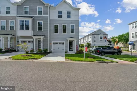 301 Shipyard Dr, Cambridge, MD 21613