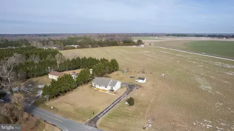 6511 Pine Top Rd, Hurlock, MD 21643 photo 2