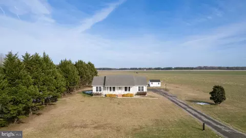 6511 Pine Top Rd, Hurlock, MD 21643