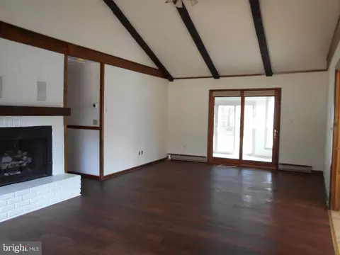 5801 Phyllis Dr, Hurlock, MD 21643 photo 12