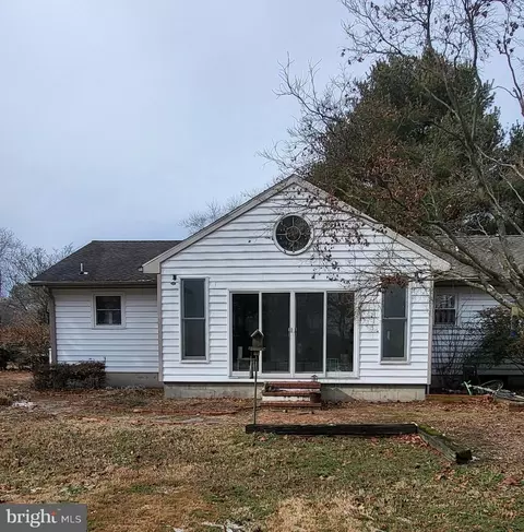 5801 Phyllis Dr, Hurlock, MD 21643 photo 3
