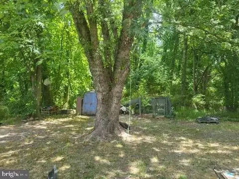Exterior - 1008 Phillips St, Cambridge, MD 21613 photo 2 of 2
