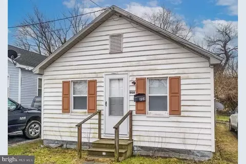908 Washington St, Cambridge, MD 21613 photo 1