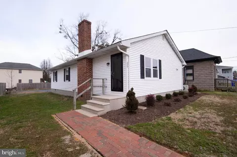 111 Market St, Vienna, MD 21869
