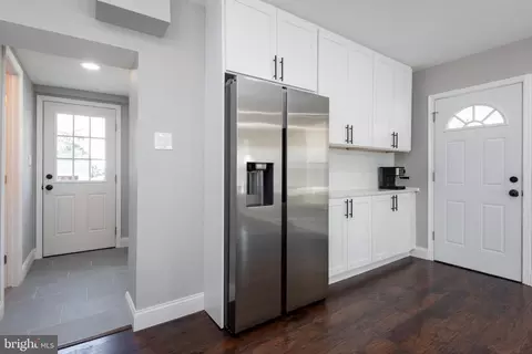 Kitchen - 105 Main St N, Hurlock, MD 21643 photo 5 of 5