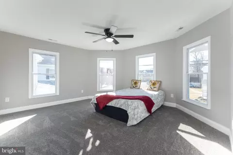 Bedroom - 105 Main St N, Hurlock, MD 21643 photo 3 of 5