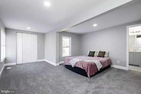 Bedroom - 105 Main St N, Hurlock, MD 21643 photo 2 of 5