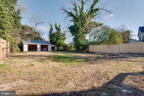 Exterior - 105 Main St N, Hurlock, MD 21643 photo 6 of 9