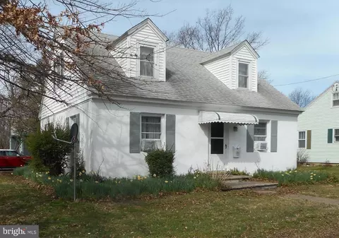 219 Killarney Rd, Cambridge, MD 21613