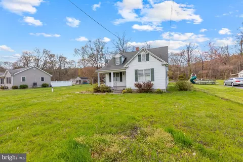 Exterior - 902 Hudson Rd, Cambridge, MD 21613 photo 2 of 5