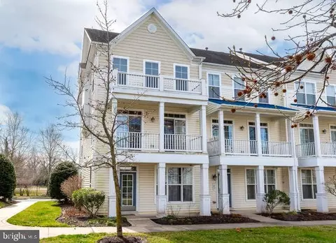 304 Shipyard Dr #34, Cambridge, MD 21613