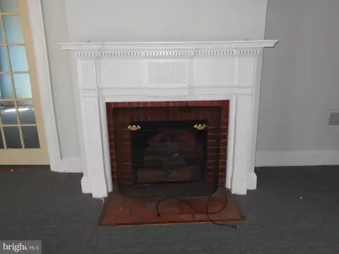 Living - 323 W End Ave, Cambridge, MD 21613 photo 3 of 3
