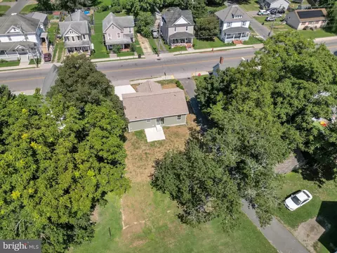 View/Area - 107 Broad St, Hurlock, MD 21643 photo 1 of 3