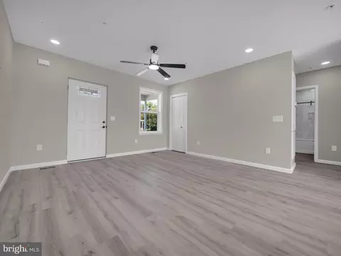 Living - 107 Broad St, Hurlock, MD 21643 photo 1 of 2