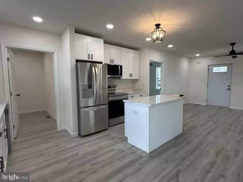 Kitchen - 107 Broad St, Hurlock, MD 21643 photo 3 of 3