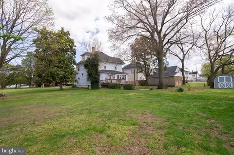 Exterior - 404 Academy St, Hurlock, MD 21643 photo 11 of 14