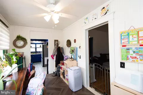 Living - 404 Academy St, Hurlock, MD 21643 photo 7 of 7