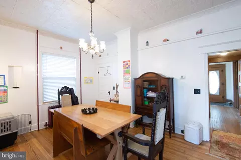 Dining - 404 Academy St, Hurlock, MD 21643 photo 3 of 5