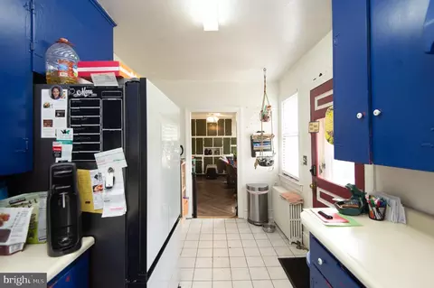 Kitchen - 404 Academy St, Hurlock, MD 21643 photo 4 of 4