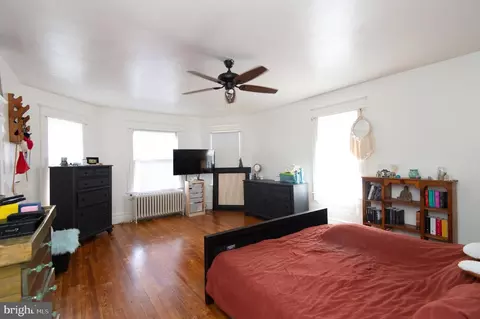 Bedroom - 404 Academy St, Hurlock, MD 21643 photo 6 of 14
