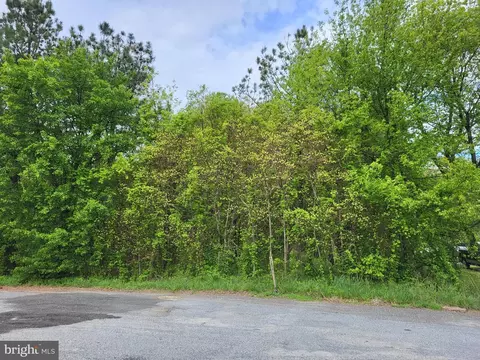 5602 Federal Hl, Federalsburg, MD 21632