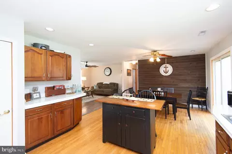 Kitchen - 6422 Suicide Bridge Rd, Hurlock, MD 21643 photo 1 of 4