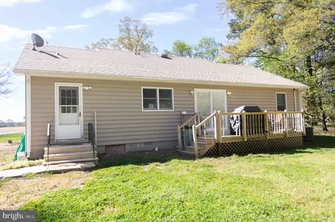 Exterior - 6422 Suicide Bridge Rd, Hurlock, MD 21643 photo 2 of 10