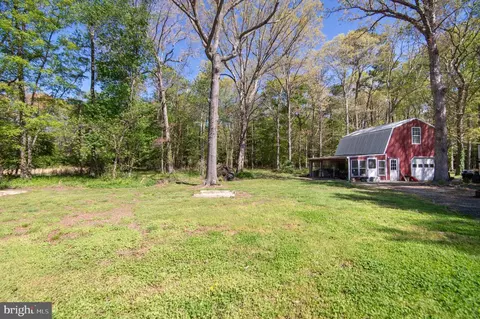 Exterior - 6422 Suicide Bridge Rd, Hurlock, MD 21643 photo 7 of 10