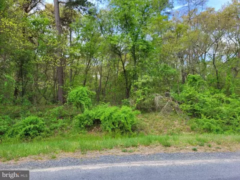 5608 Federal Hill Rd, Federalsburg, MD 21632