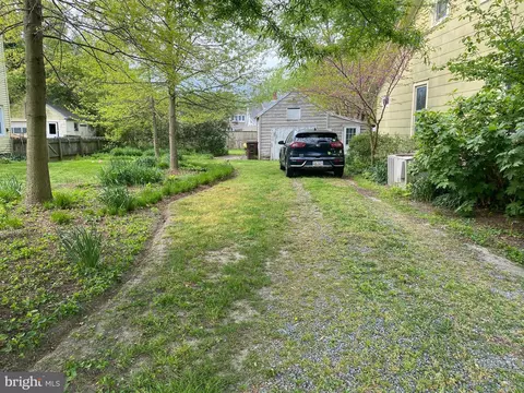 Exterior - 406 Robbins St, Cambridge, MD 21613 photo 10 of 13