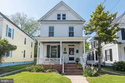 211 Willis St, Cambridge, MD 21613 photo 2