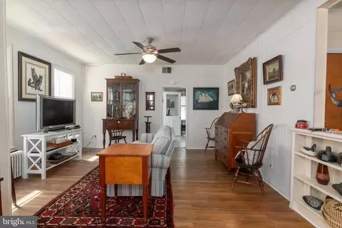 211 Willis St, Cambridge, MD 21613 photo 6