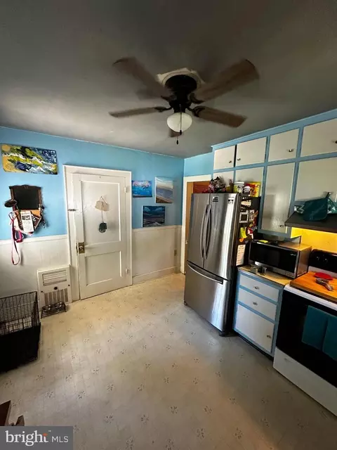 315 S Main St, Hurlock, MD 21643 photo 5