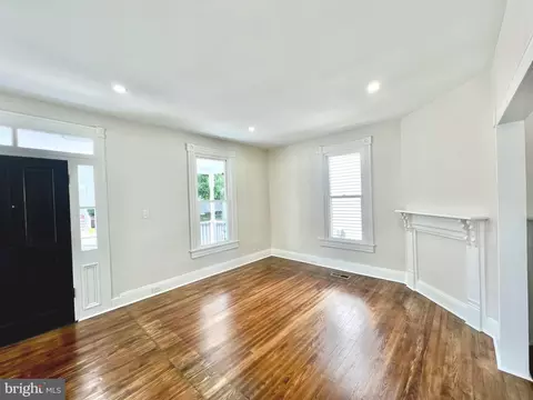 Living - 204 Choptank Ave, Cambridge, MD 21613 photo 2 of 8