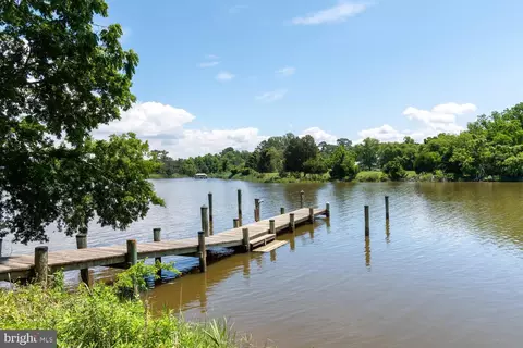 5533 Whitehall, Cambridge, MD 21613