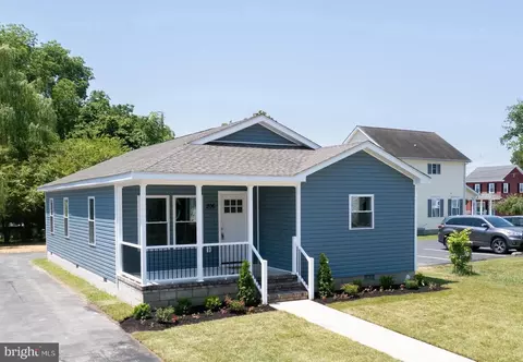 206 Race St, Vienna, MD 21869